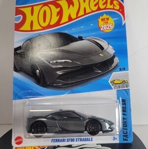 Hot Wheels Ferrari SF90 Stradale Toy Car - Gray